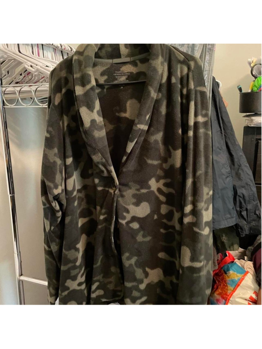 Camo fleece jacket in size 3X #camouflage #outerwear

So soft and warm